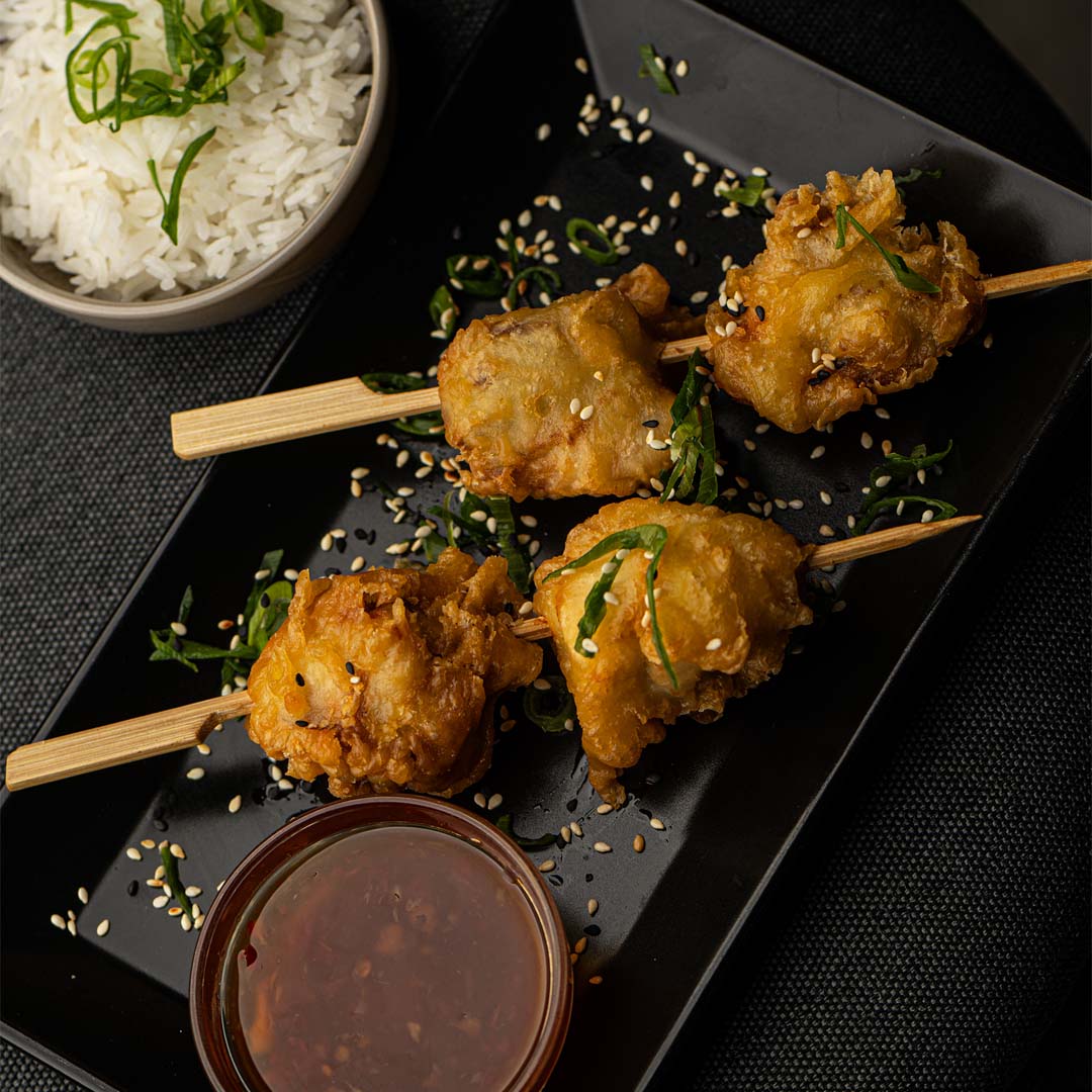 Kids Menu - Chrupiące kawałki kurczaka na patyku